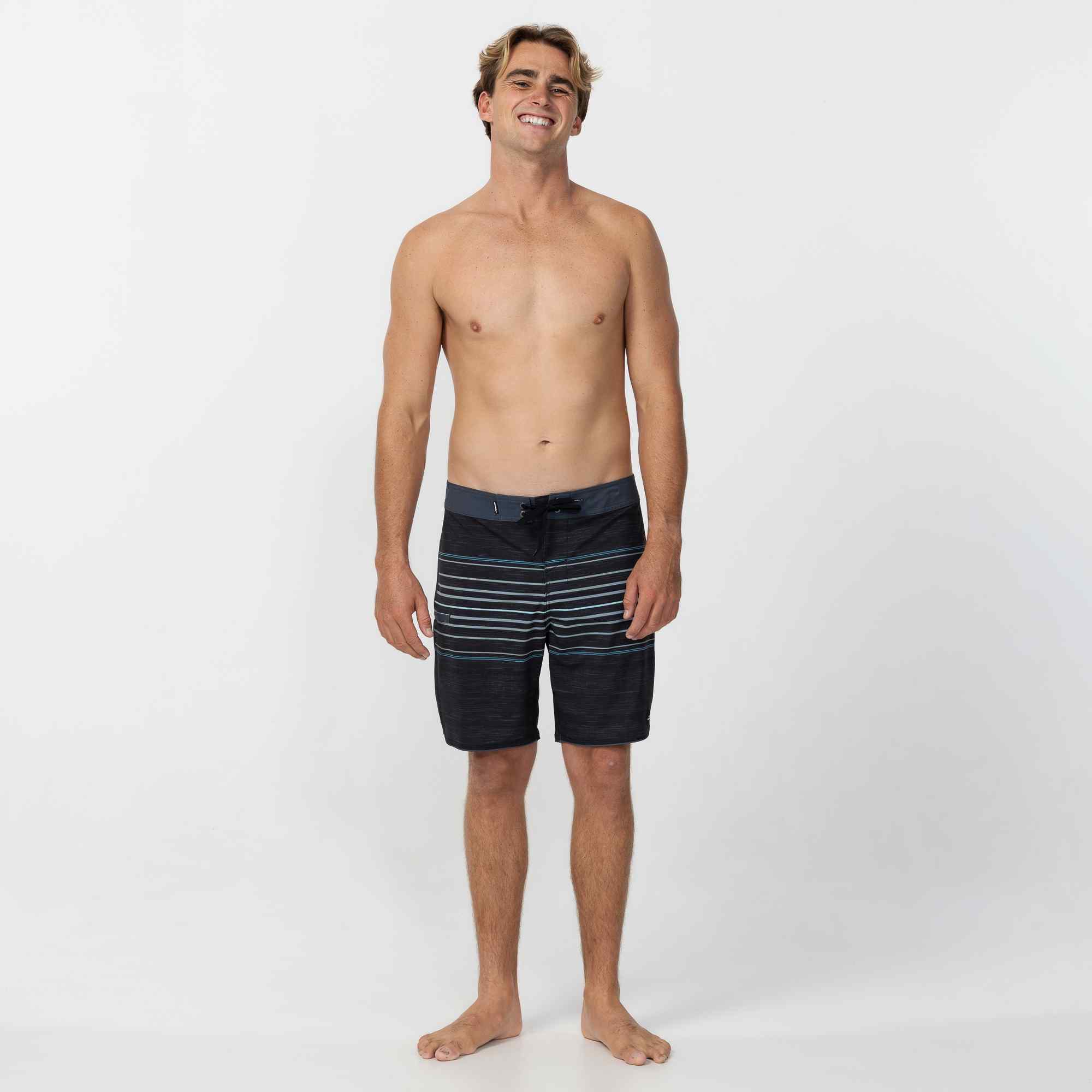 Heat Stripe Scallop 18" Boardshort - Black