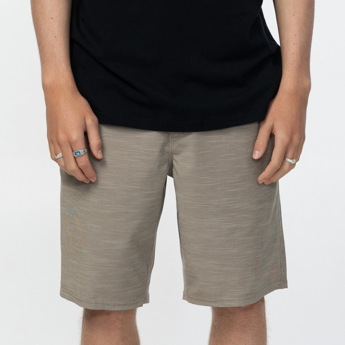 Men's Portola Slub Check 20" Hybrid Short - Khaki