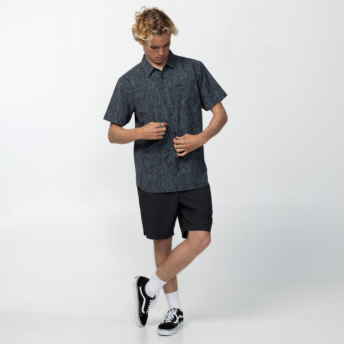 Men's TRVLR Traverse Standard Shirt - Dark Shadow