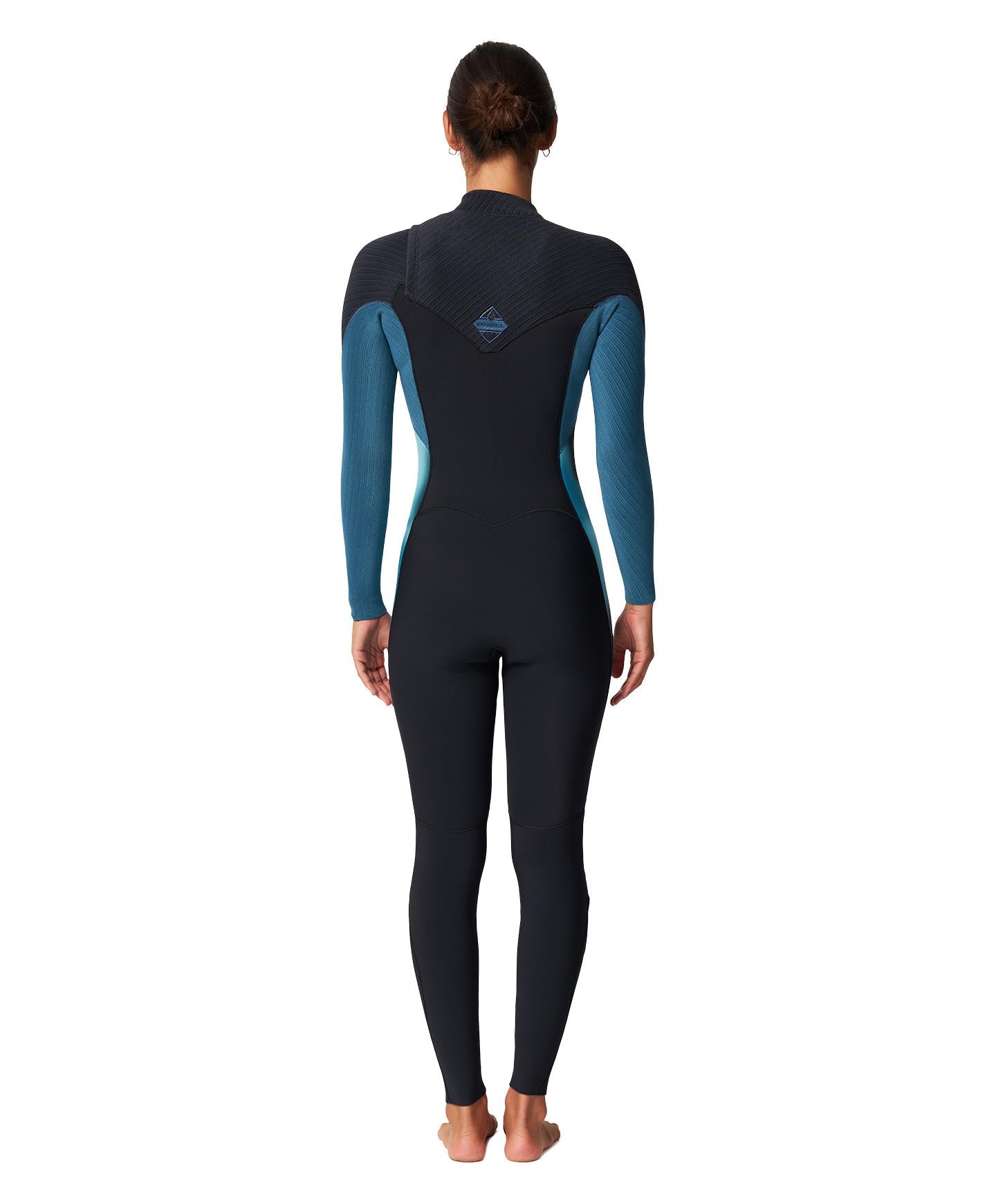 Womens HyperFreak 3/2+ Steamer Chest Zip Wetsuit - Wave Runner