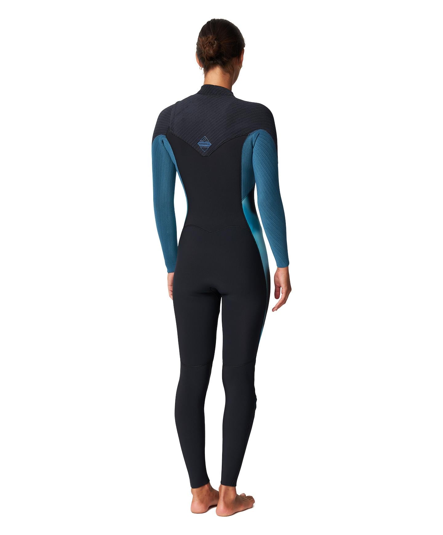 Womens HyperFreak 3/2+ Steamer Chest Zip Wetsuit - Wave Runner